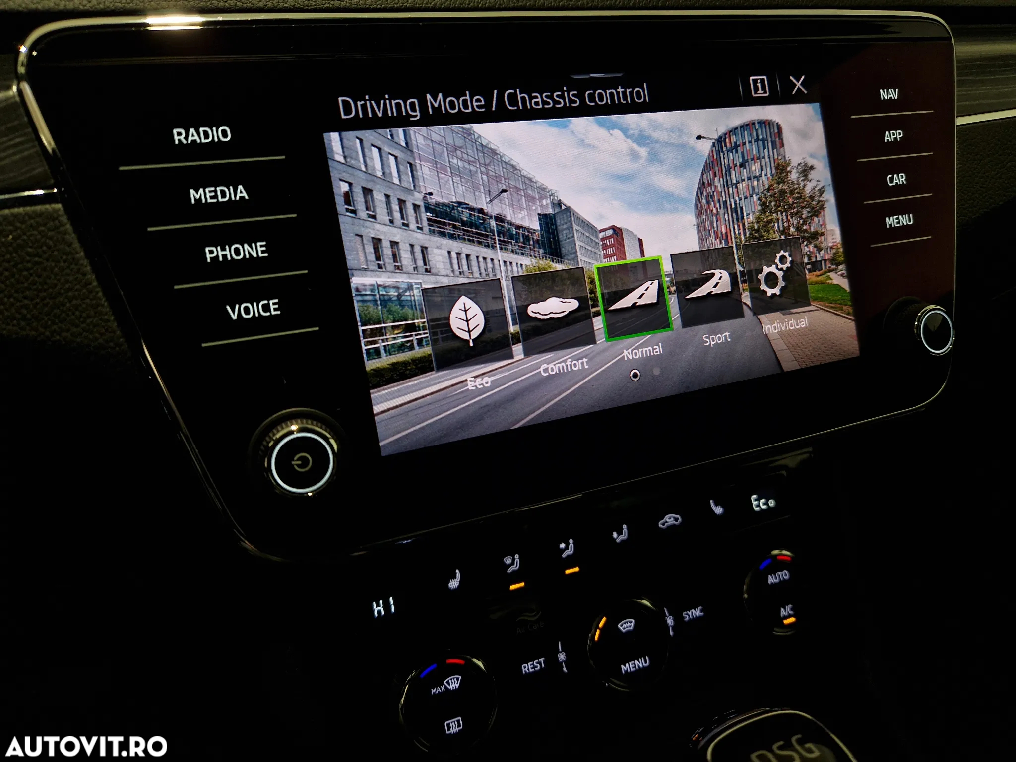 Skoda Superb Combi 1.4 TSI iV DSG Style - 24