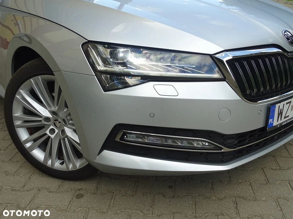 Skoda Superb 2.0 TDI SCR Style DSG - 21