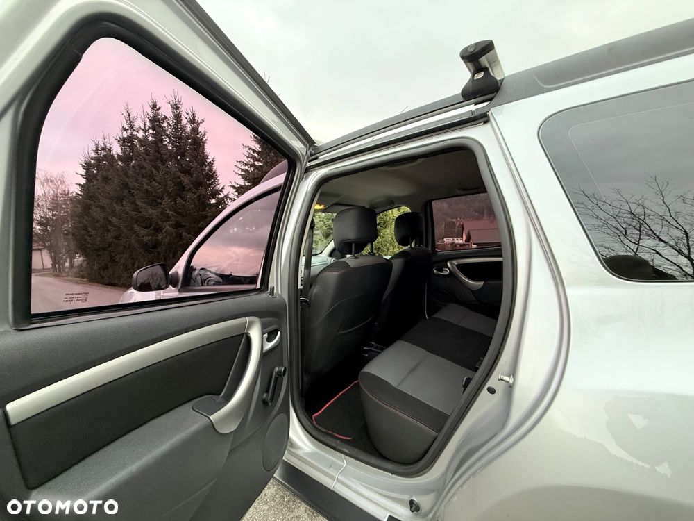 Dacia Duster 1.5 dCi Laureate 4x4 - 21