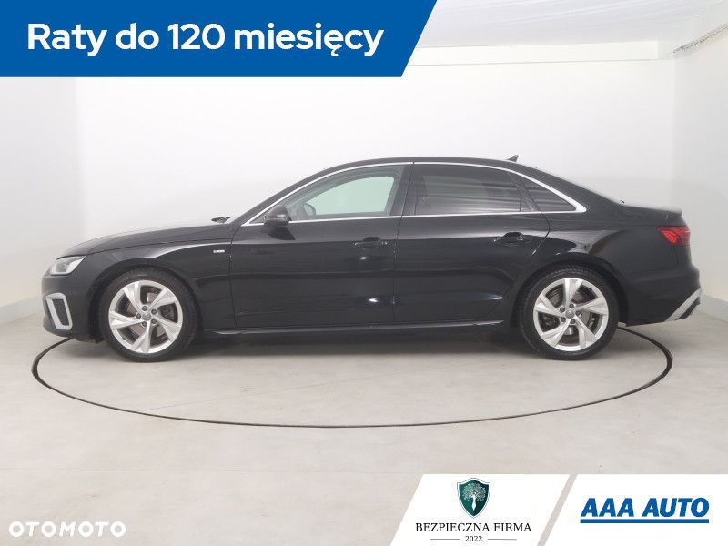 Audi A4 Limousine - 4