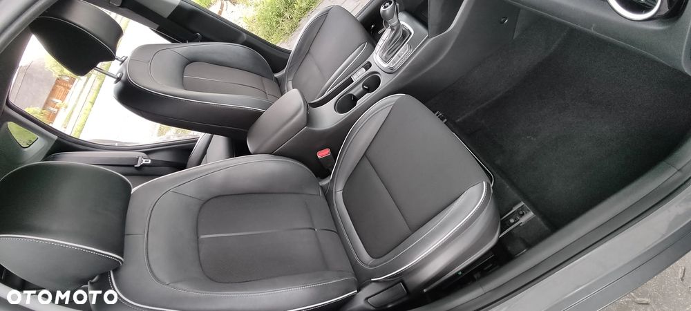 Hyundai Kona 1.6 GDI DCT Premium - 31