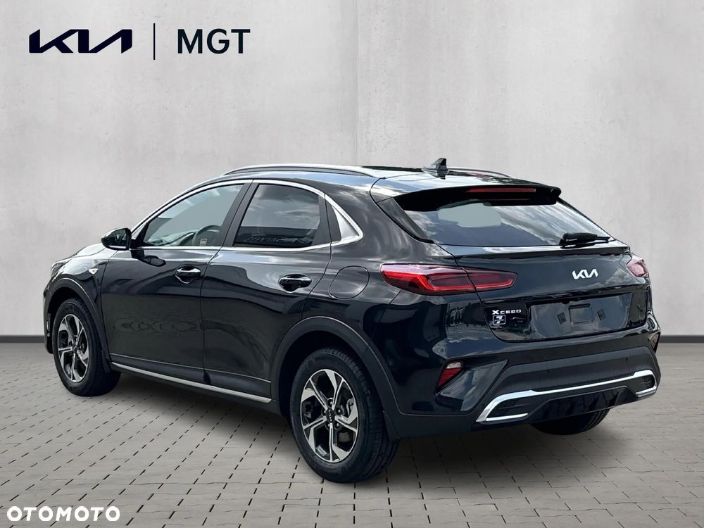 Kia XCeed 1.5 T-GDI M - 3