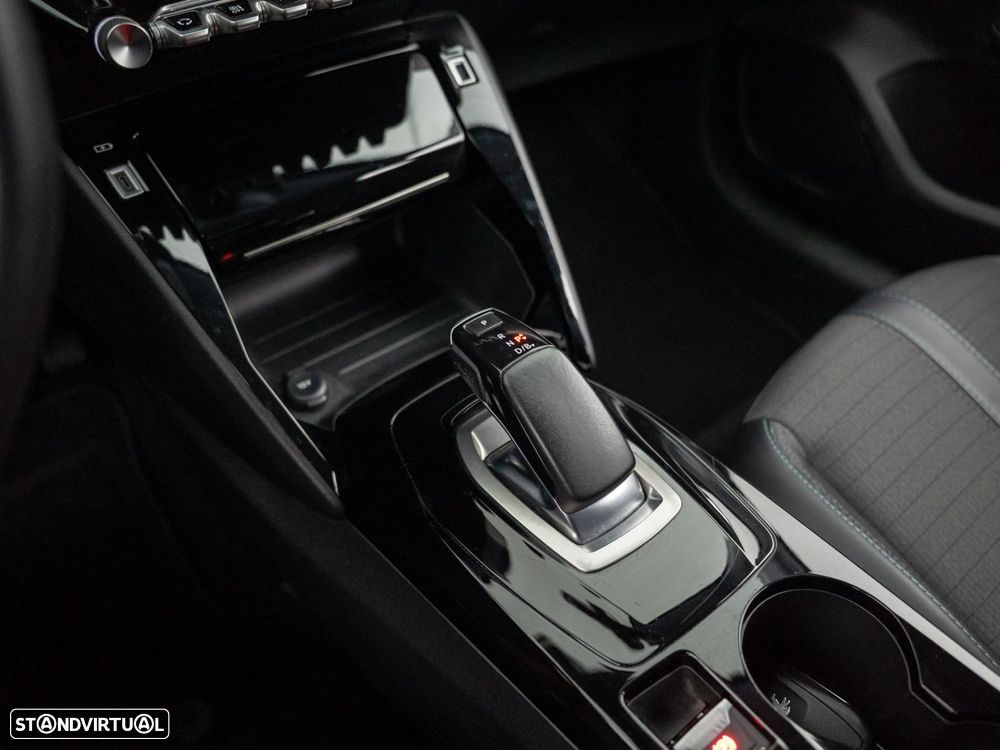 Peugeot e-208 50 kWh Allure - 26