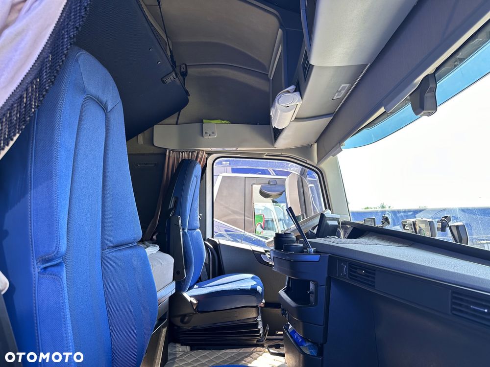 Volvo FH460 - 23