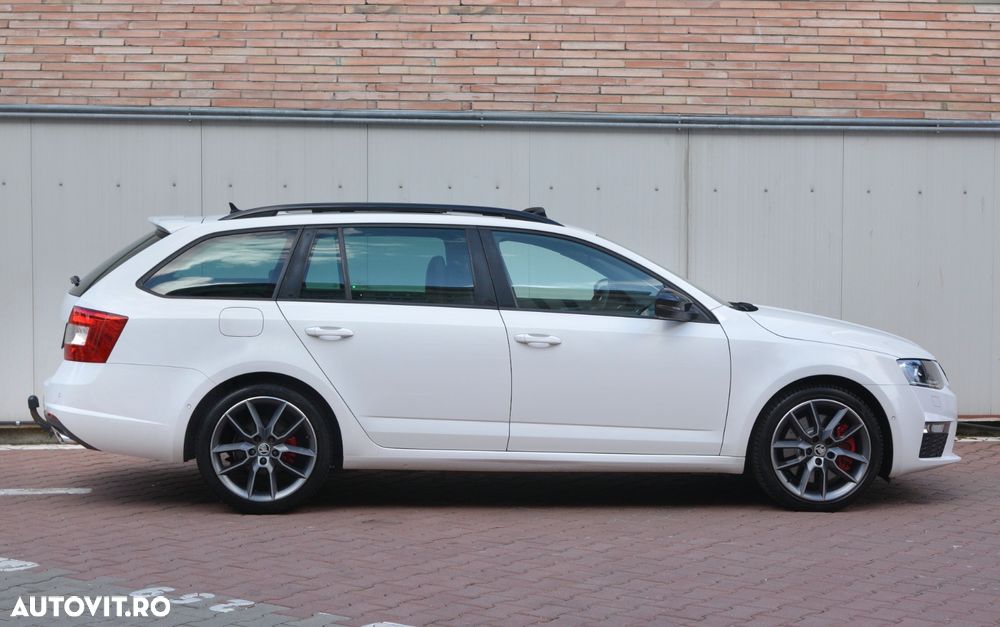 Skoda Octavia 2.0 TDI RS DSG - 16