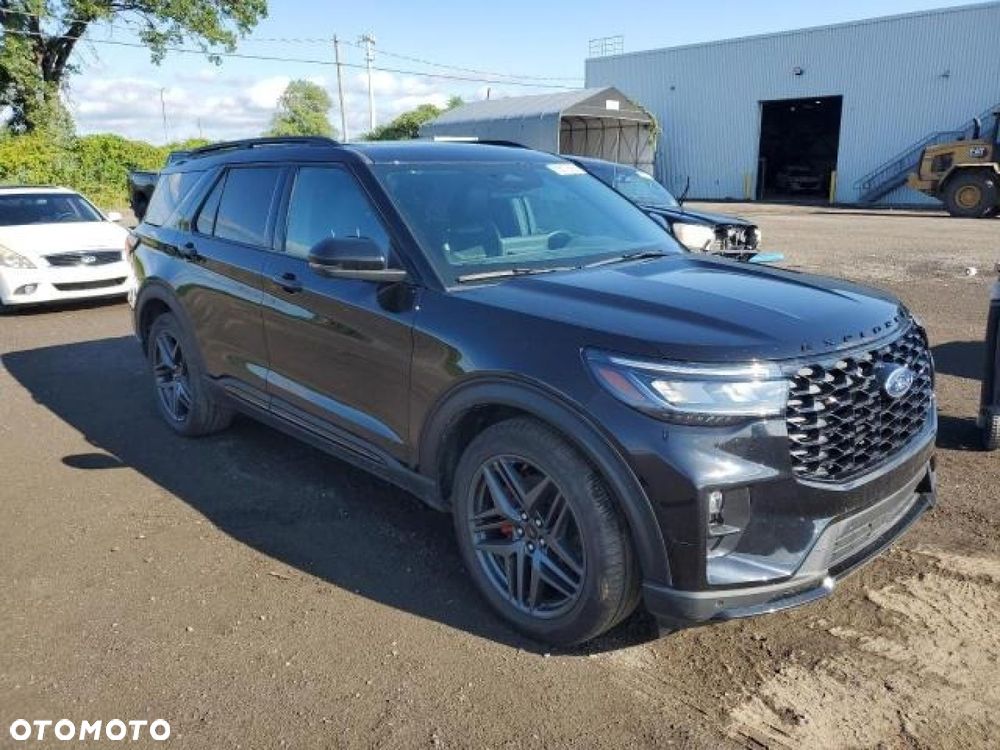 Ford Explorer - 5