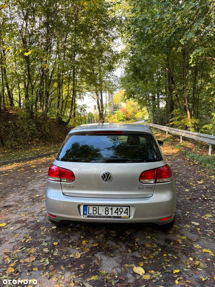 Volkswagen Golf - 5