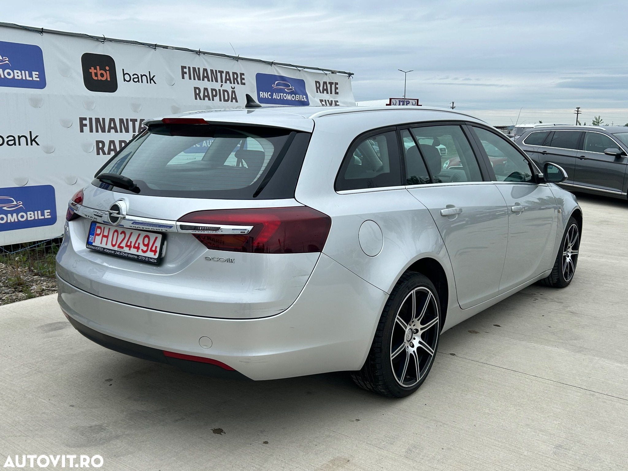 Opel Insignia - 4
