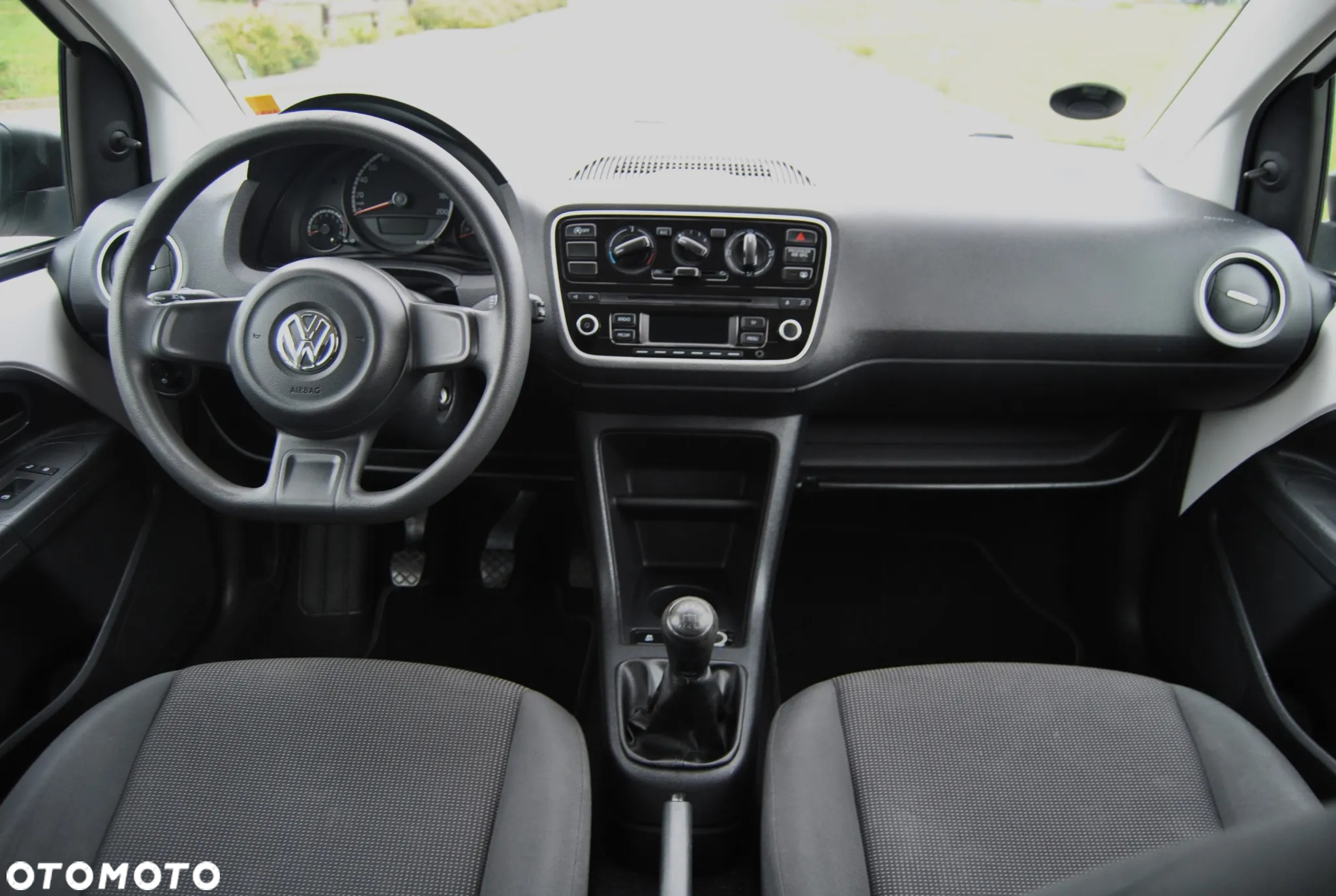 Volkswagen up! 1.0 street - 9
