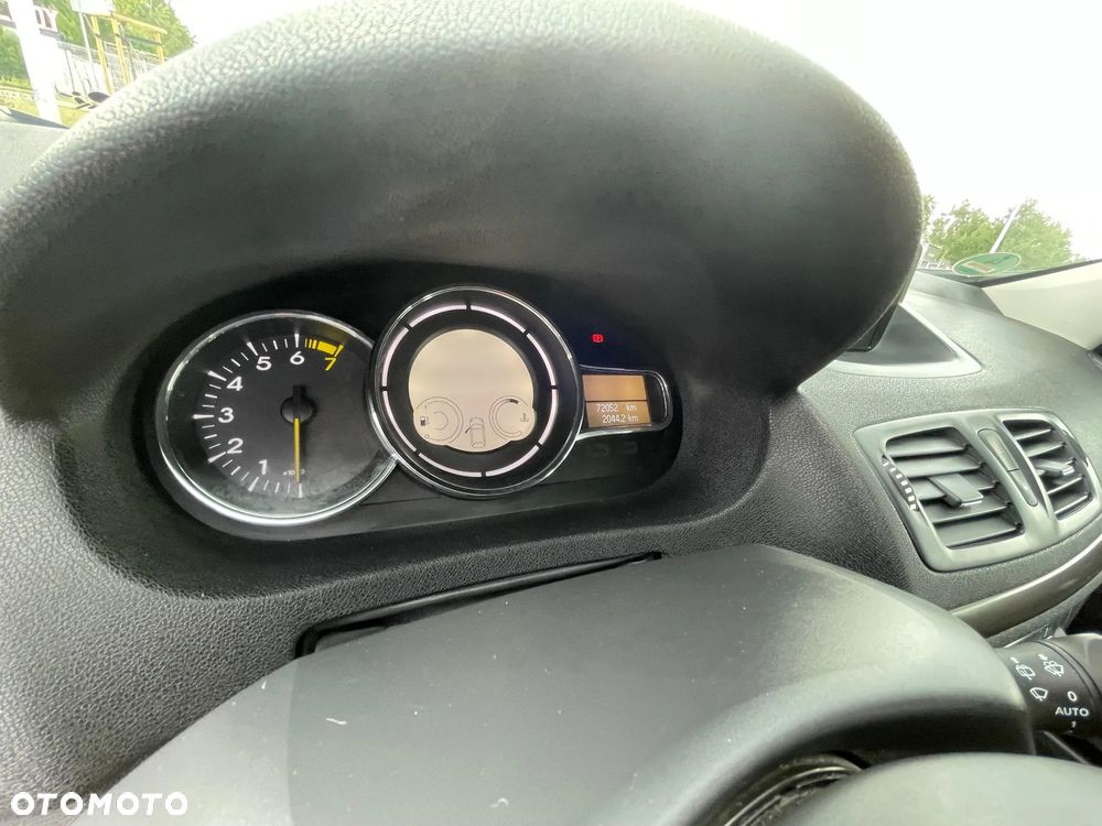 Renault Megane 1.6 16V 110 Paris Business - 18