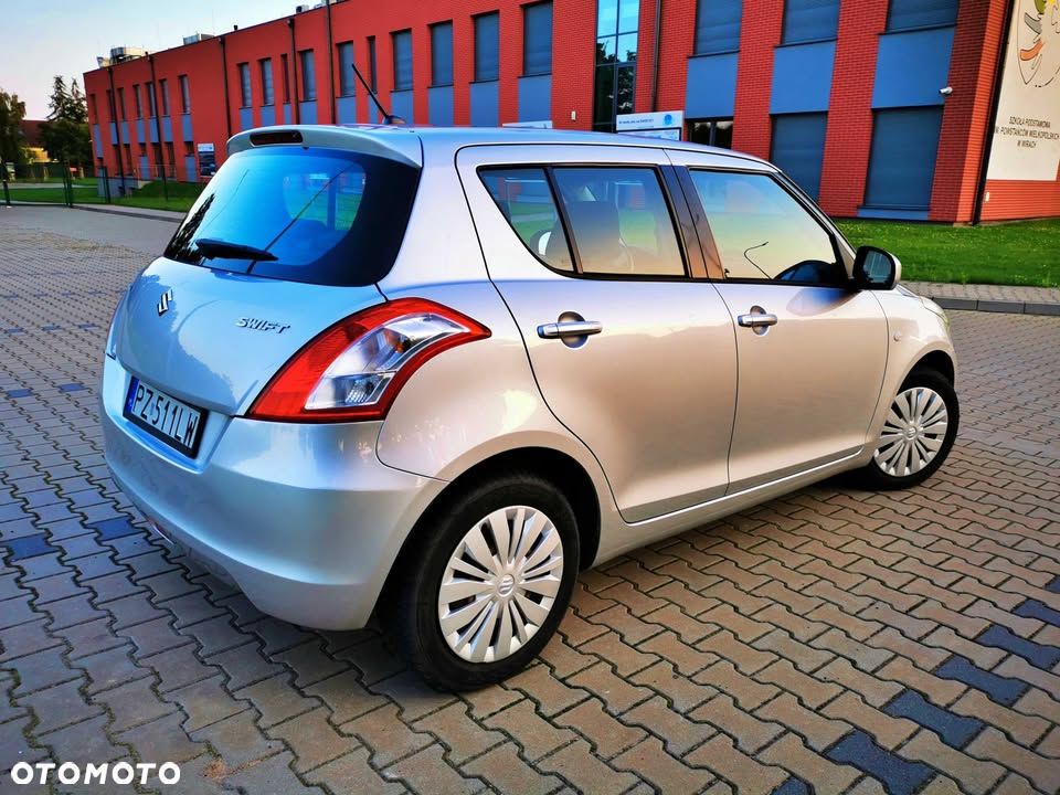 Suzuki Swift 1.2 Comfort Plus - 5