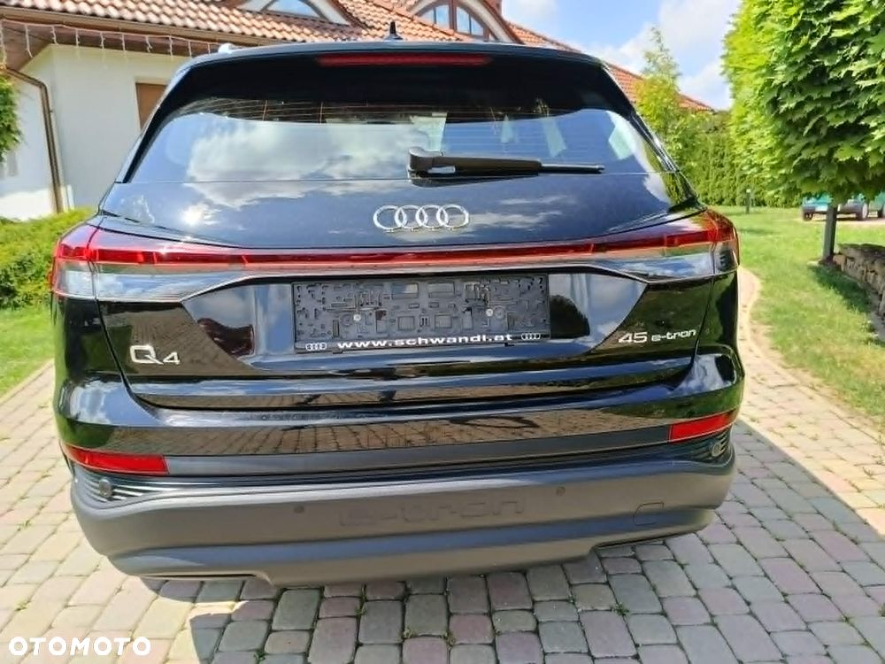 Audi Q4 e-tron 45 82kWh S Line - 8