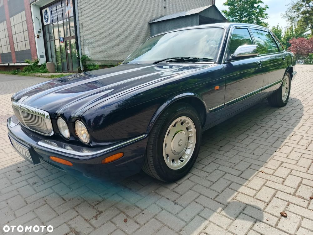 Jaguar XJ 4.0 Executive - 1