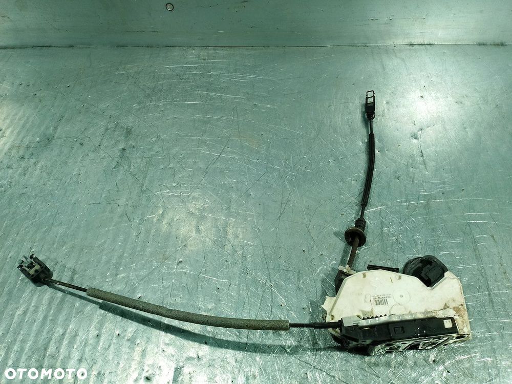 ZAMEK DRZWI LEWY TYŁ VW GOLF VI 45B-5K4839015H - 2