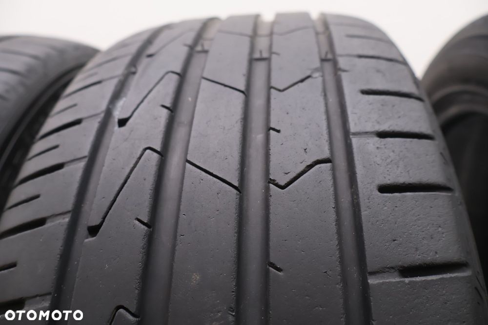 OPONY HANKOOK VENTUS PRIME3 235/45/18 - 12