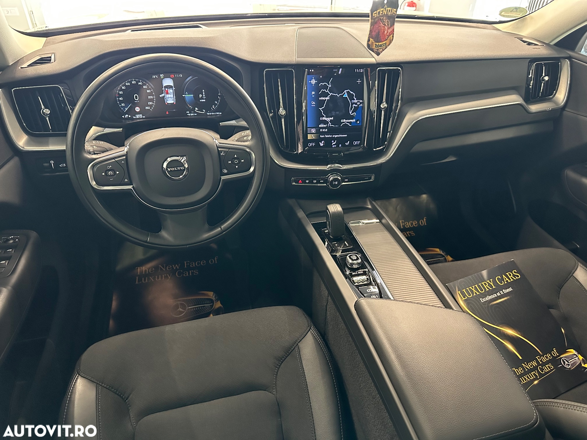 Volvo XC 60 T6 AWD Recharge Geartronic RDesign Expression - 29