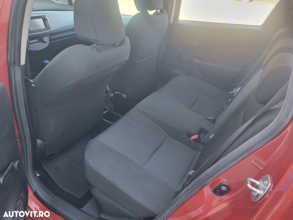 Toyota Yaris 1.5 VVT-i Comfort - 11