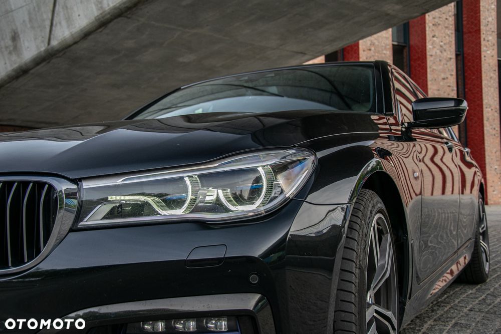 BMW Seria 7 740d xDrive - 9