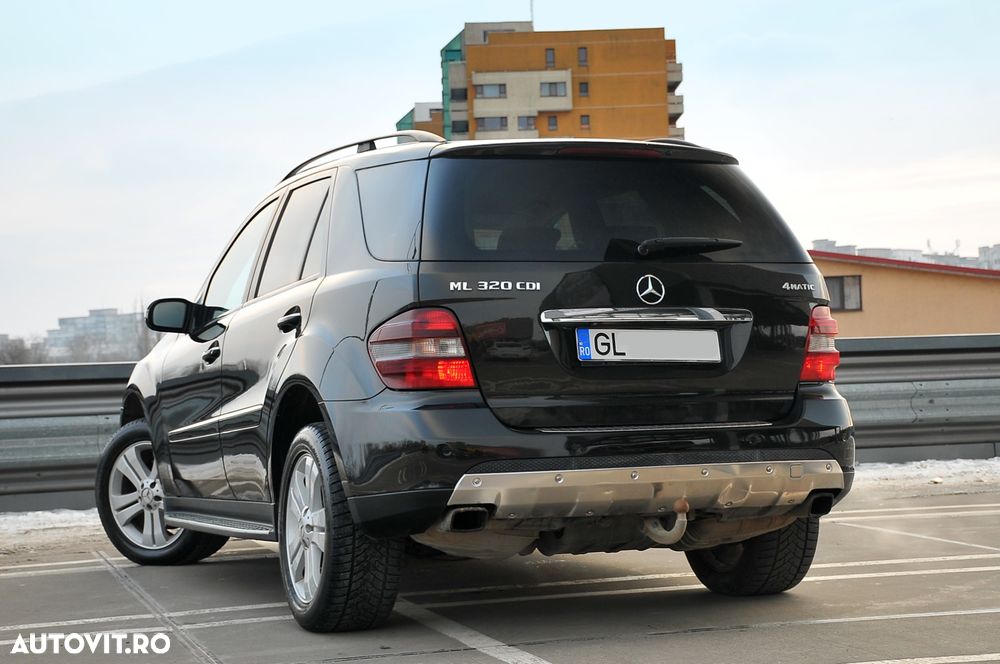 Mercedes-Benz ML - 9