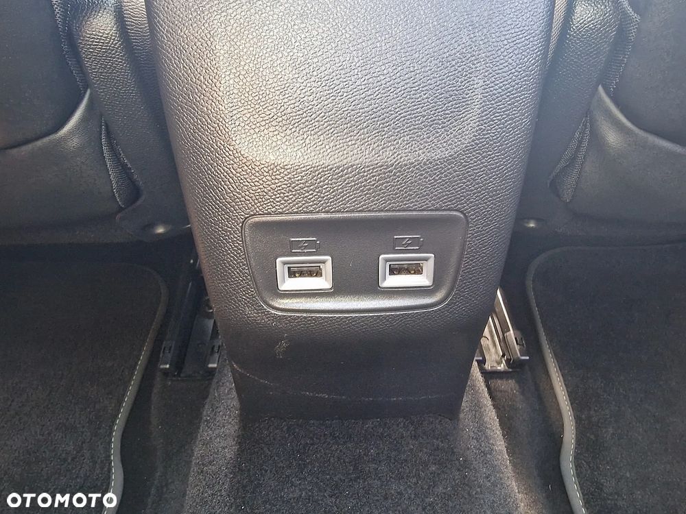 Peugeot 208 1.2 PureTech GT Line S&S - 12