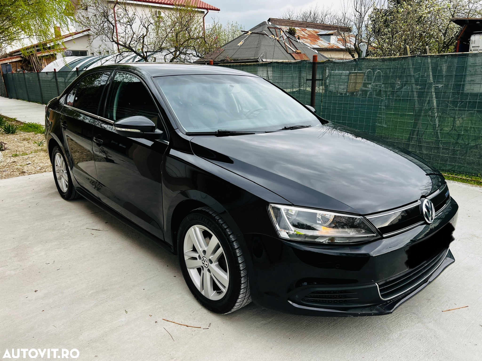 Volkswagen Jetta 1.4 Hybrid DSG Comfortline - 5