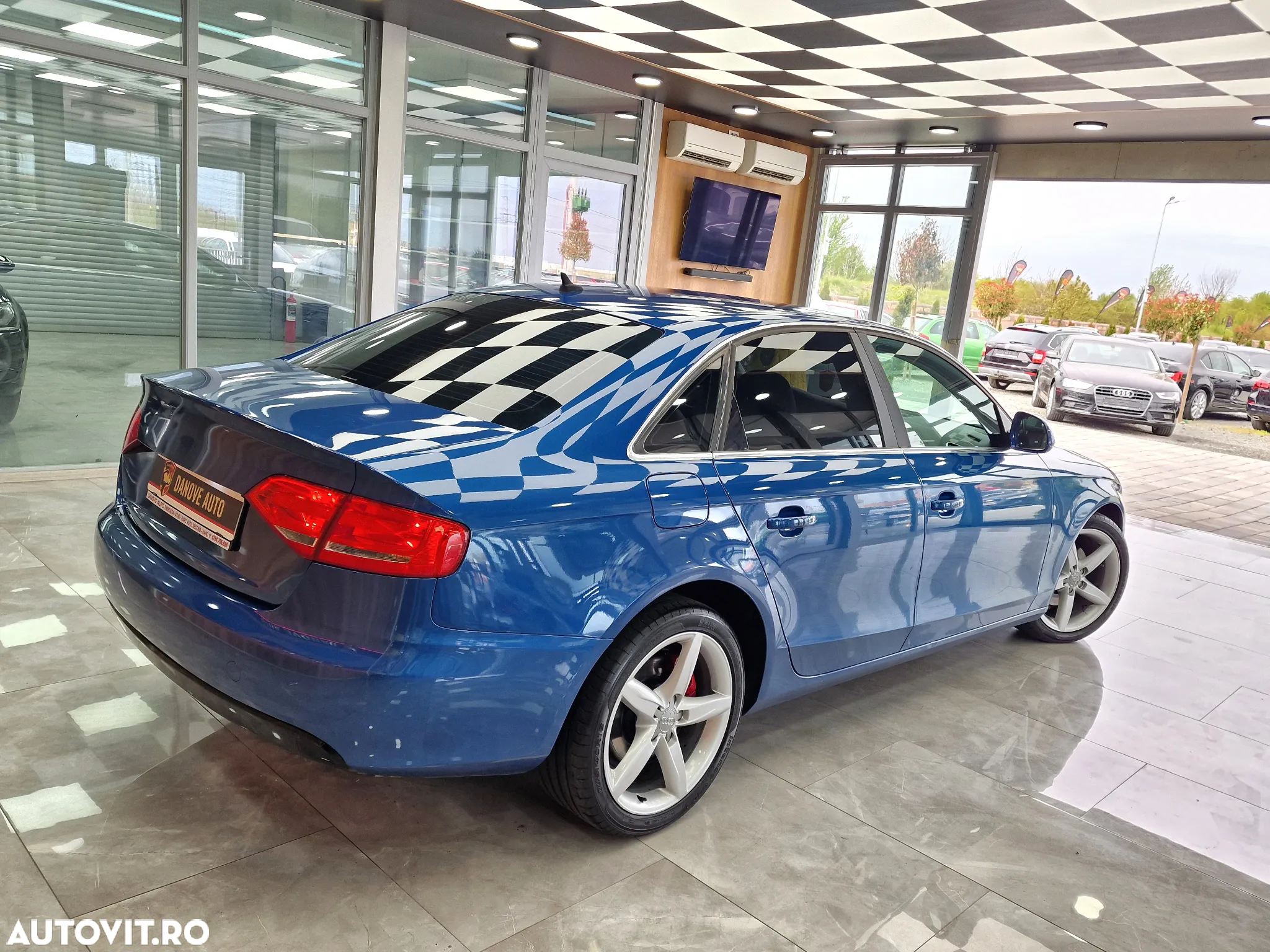 Audi A4 2.0 TDI B8 - 5
