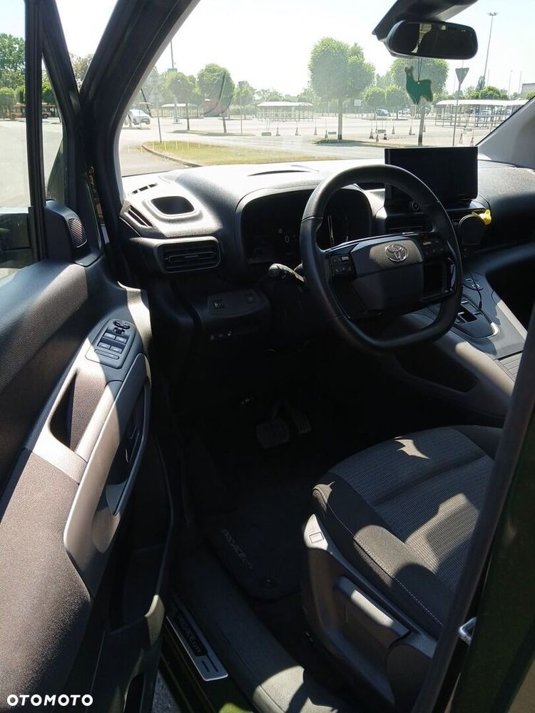 Toyota Proace City Verso 1.5 D-4D VIP - 18