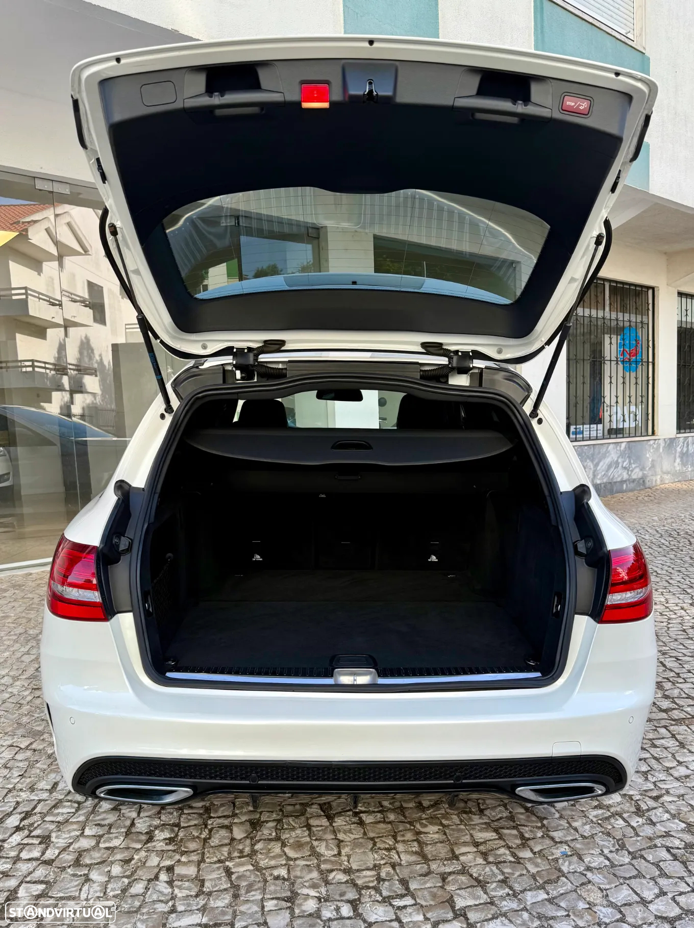 Mercedes-Benz C 220 d 4Matic Station 9G-TRONIC AMG Line - 13
