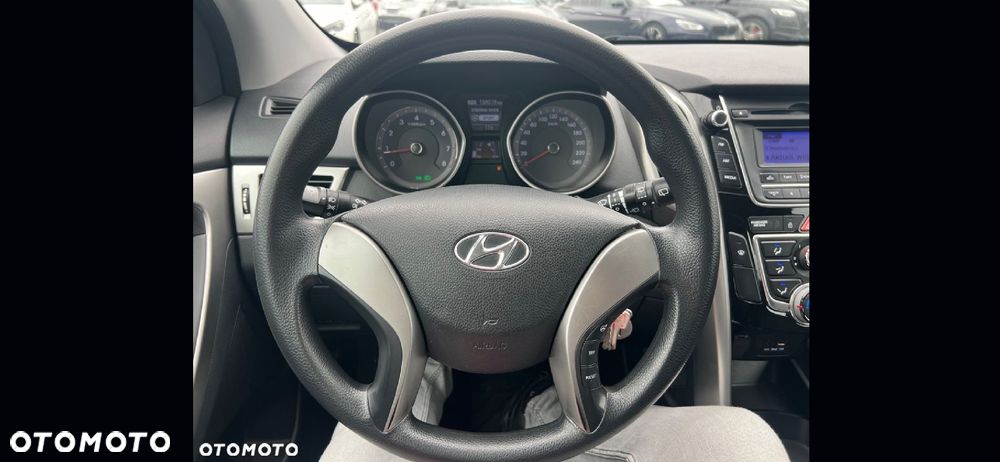 Hyundai i30 - 16