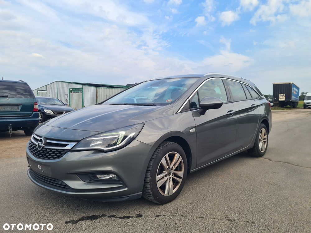 Opel Astra - 1