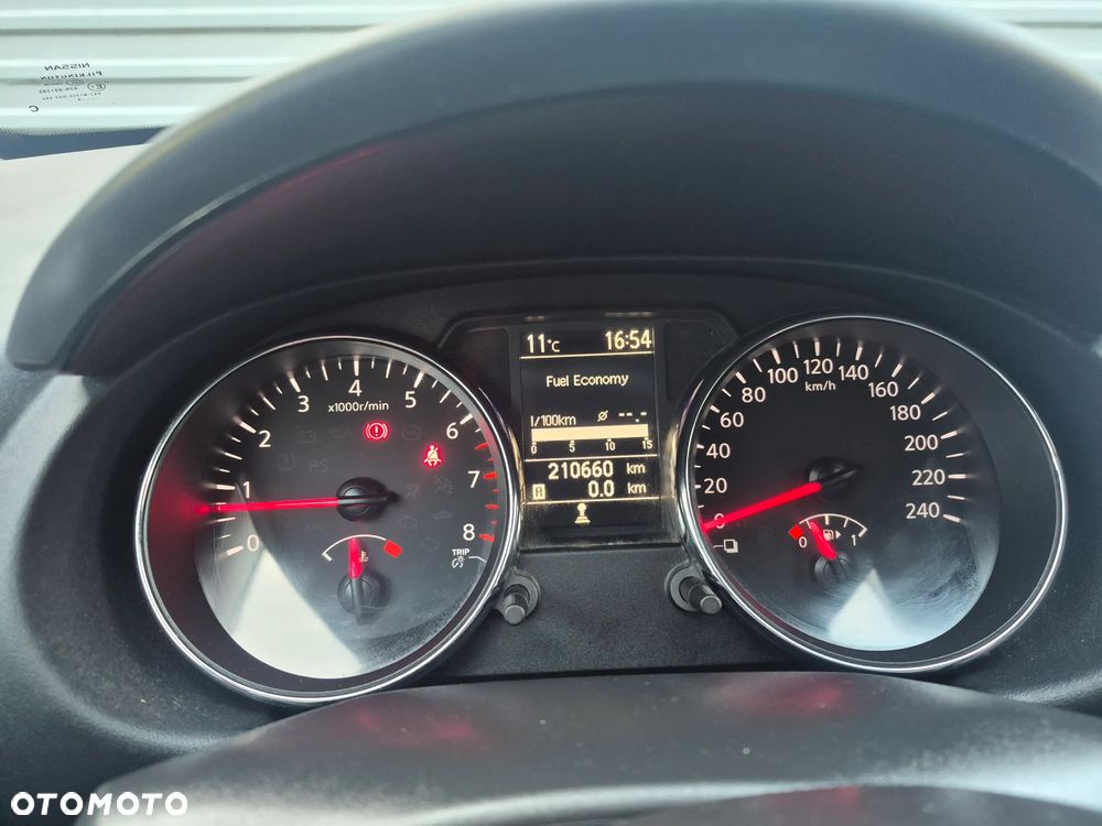 Nissan Qashqai 1.6 Acenta - 10