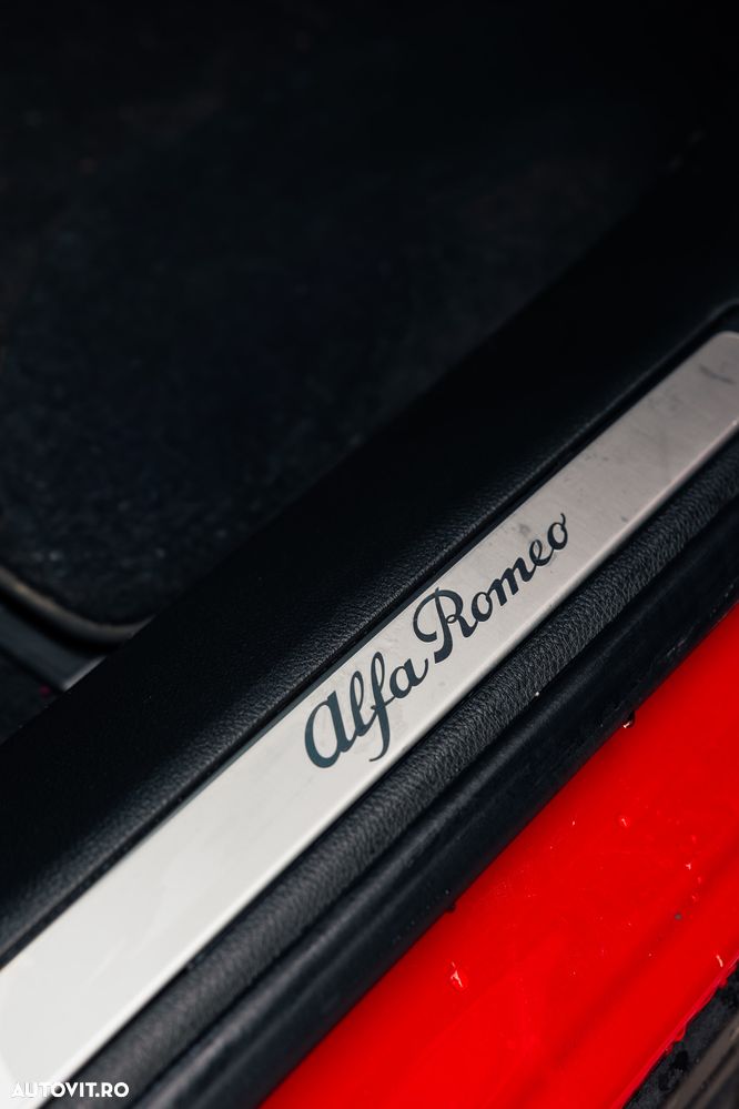 Alfa Romeo Tonale 1.5 FWD AT MHEV Tributo - 13