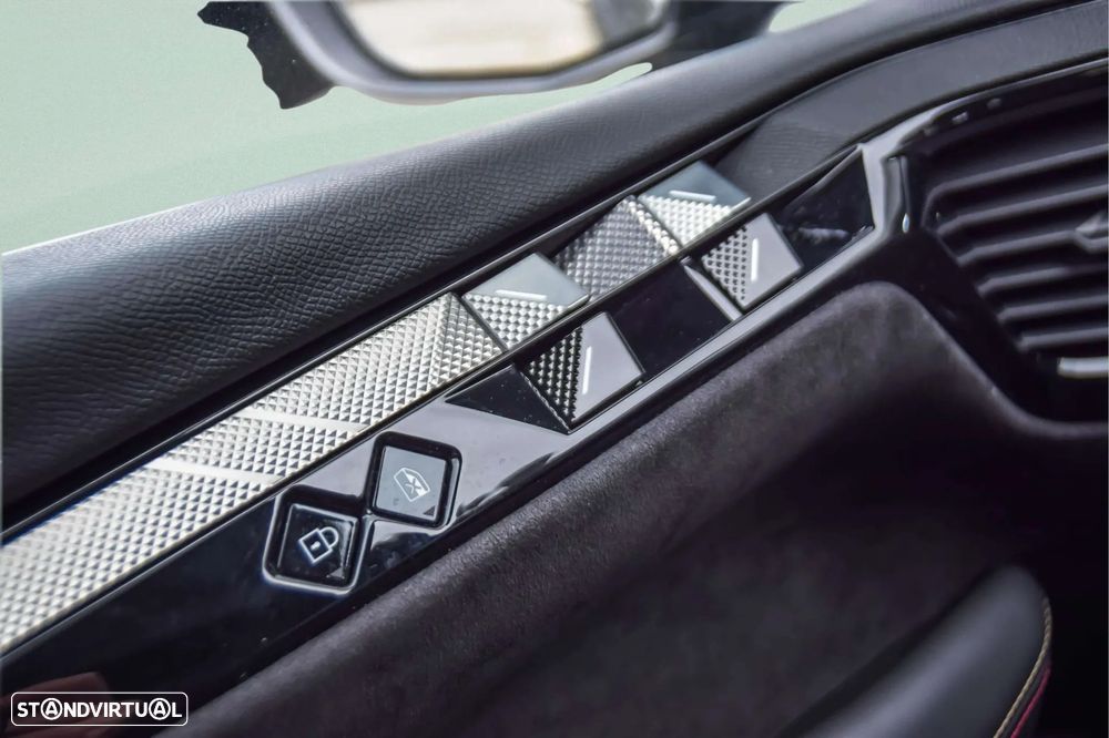 DS DS4 E-Tense Performance Line EAT8 - 17