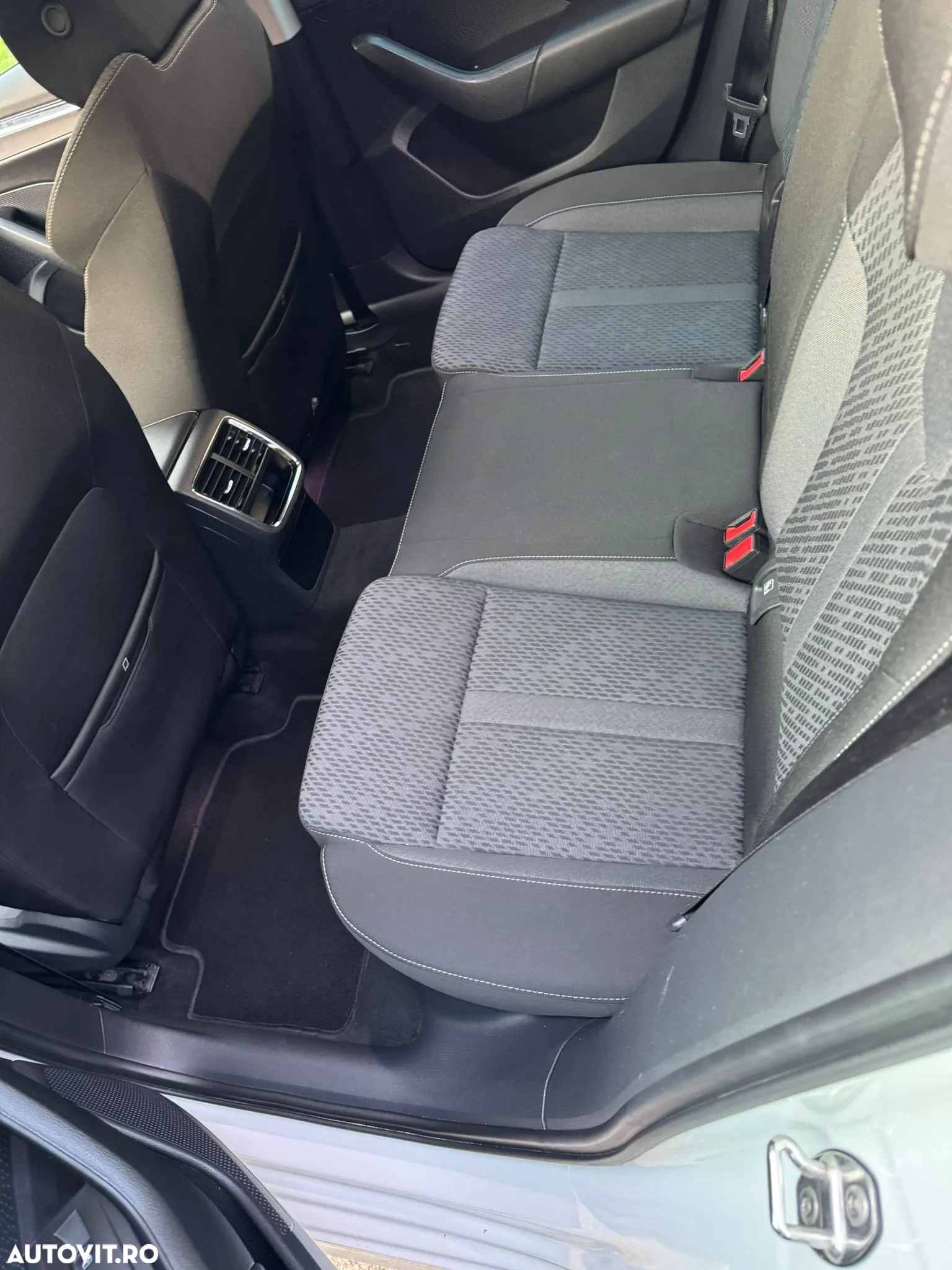 Skoda Octavia 2.0 TDI DSG Style - 16