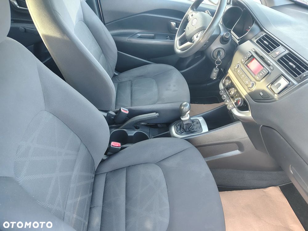 Kia Rio 1.4 Spirit - 13