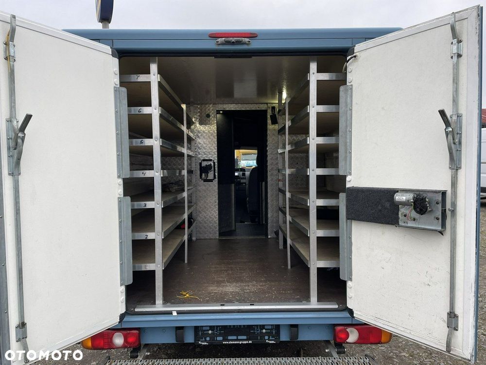 Volkswagen Transporter - 6