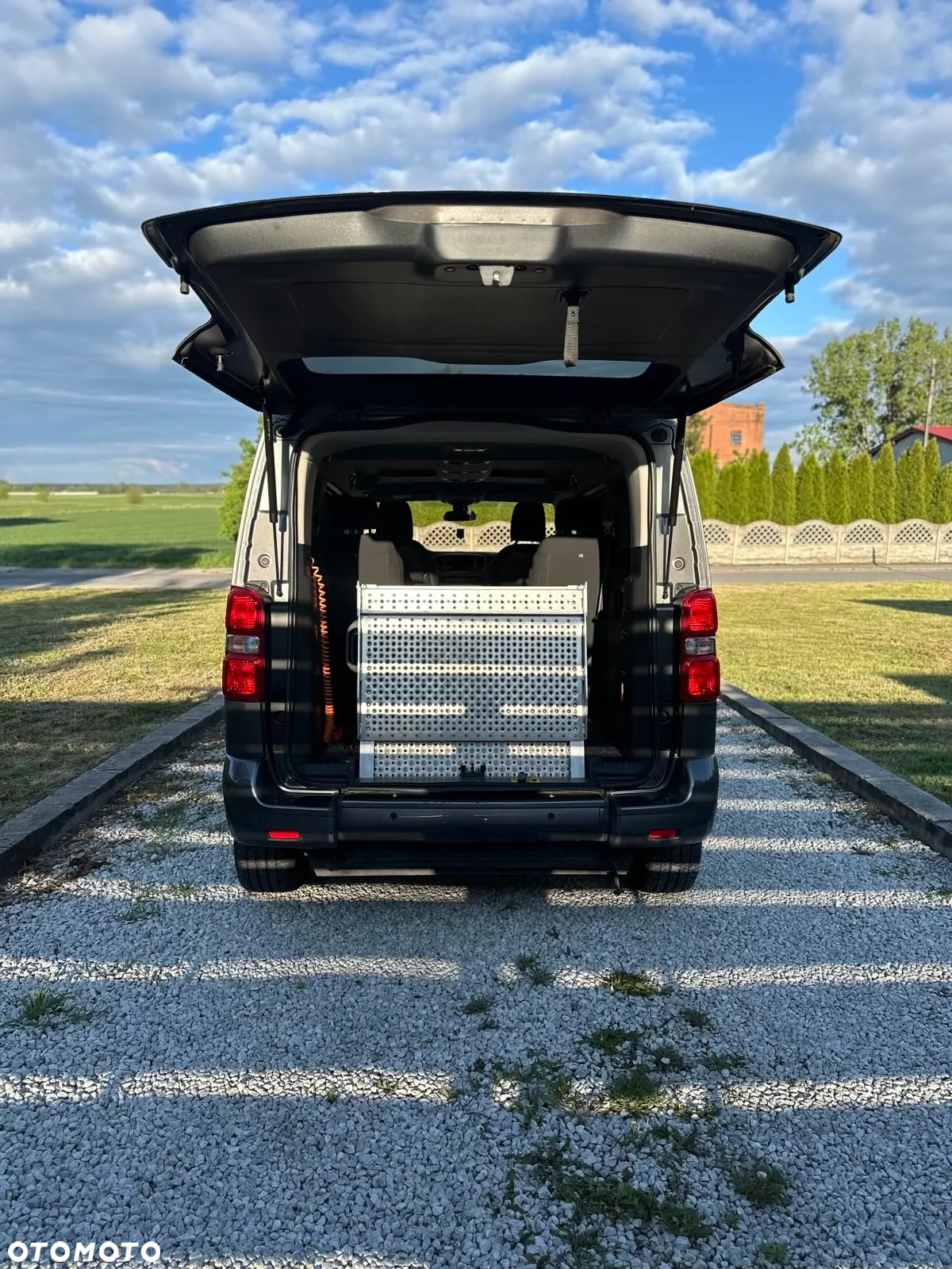 Citroën SpaceTourer M 2.0 BlueHDi 180 EAT8 Plus - 3