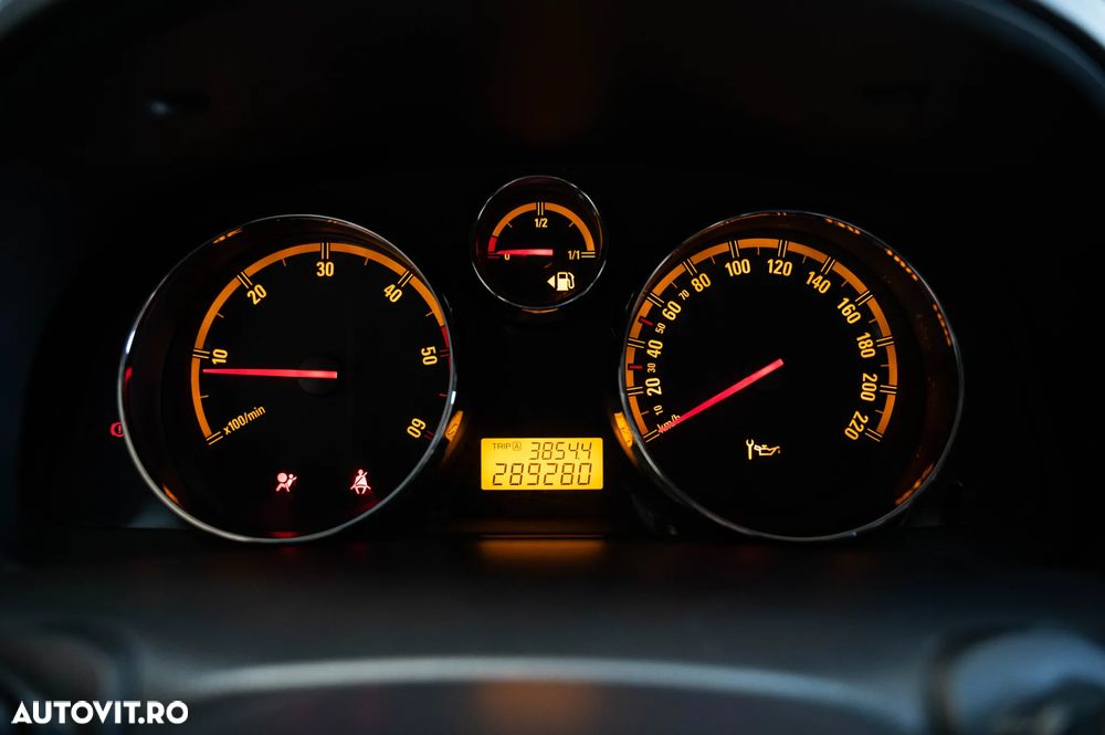 Opel Antara 2.0 CDTI 4x4 Navi - 23