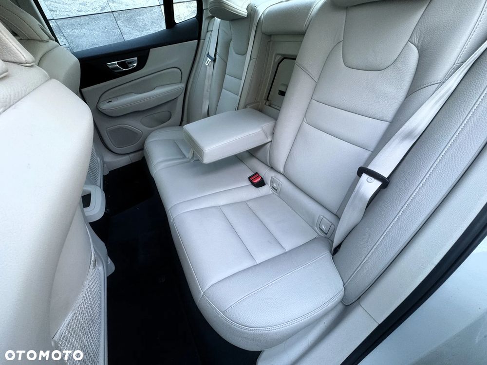 Volvo S60 B4 B Inscription - 9