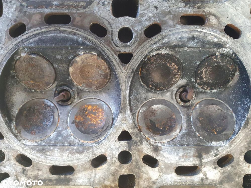 Opel Corsa D 1.2 16V GŁOWICA CYLINDRÓW 55355430 - 9