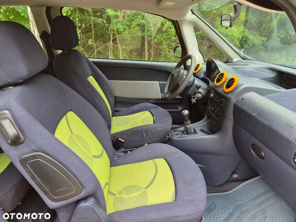 Peugeot 1007 1.4 HDI Happy - 13