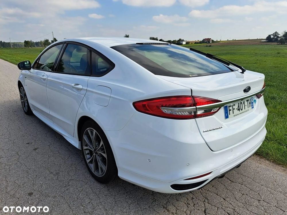 Ford Mondeo 2.0 EcoBlue ST-Line - 4