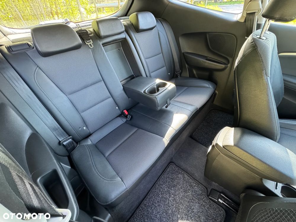 Hyundai i30 1.6 CRDI DCT Premium - 34