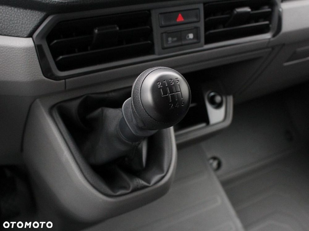 Volkswagen Crafter - 25