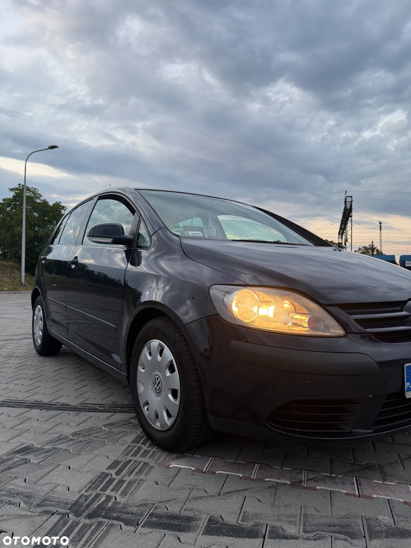 Volkswagen Golf Plus 1.6 Edition - 1