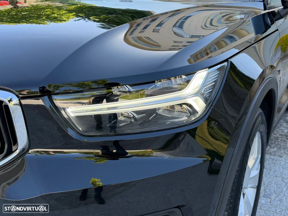Volvo XC 40 T3 Momentum - 25