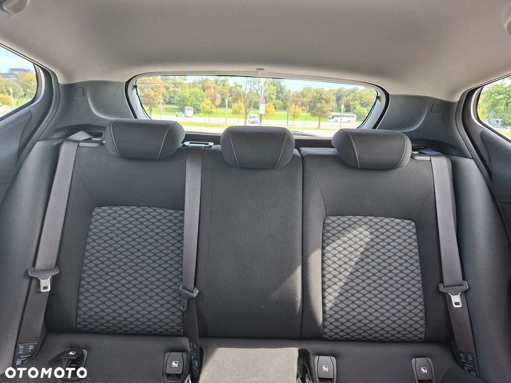 Opel Astra 1.4 T Enjoy - 12