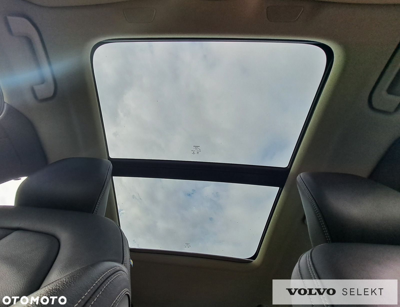 Volvo XC 40 - 25