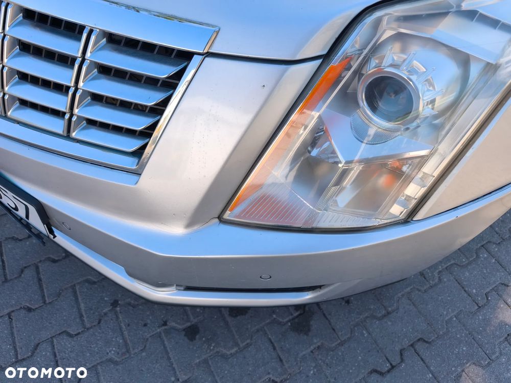 Cadillac SRX - 9