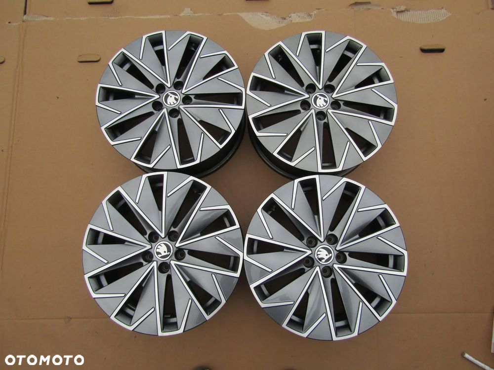 4x Felgi 17 Skoda Kamiq Scala Fabia Seat Ibiza IV VW Polo IV V IV Seat Arona T-Cross Taigo 6,5 j 5x100 ET 40 - 4